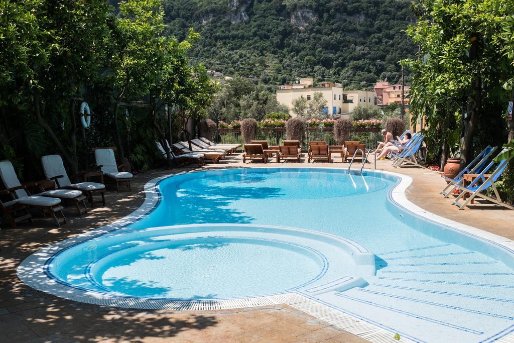Residence Villaggio Verde Sorrento Exterior foto
